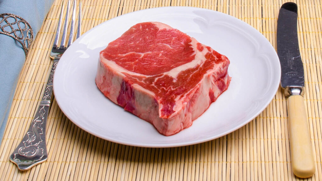 Raw steak & beef tallow